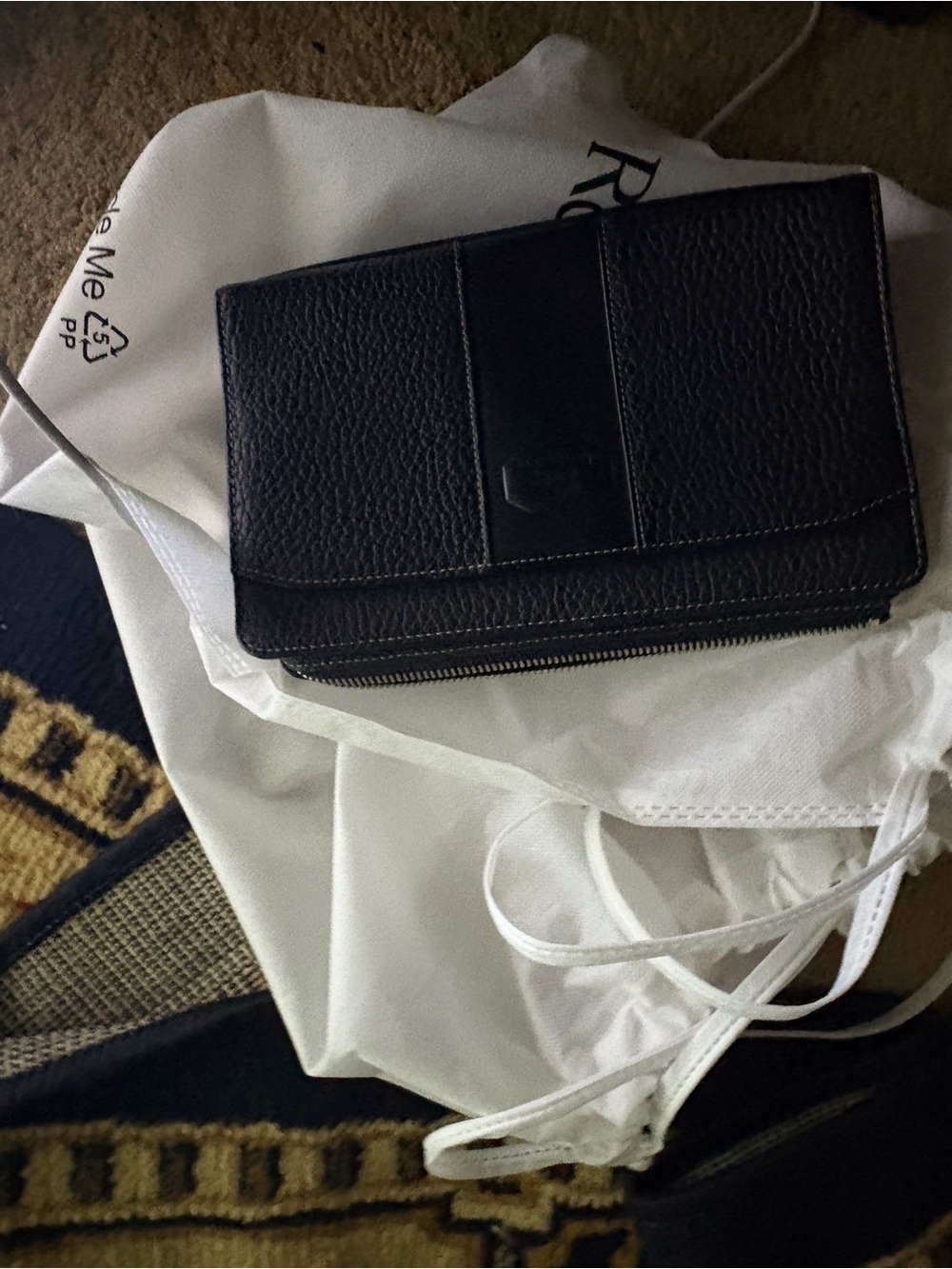 Black Burberry Leather Men's Zip Wallet - Unbranded